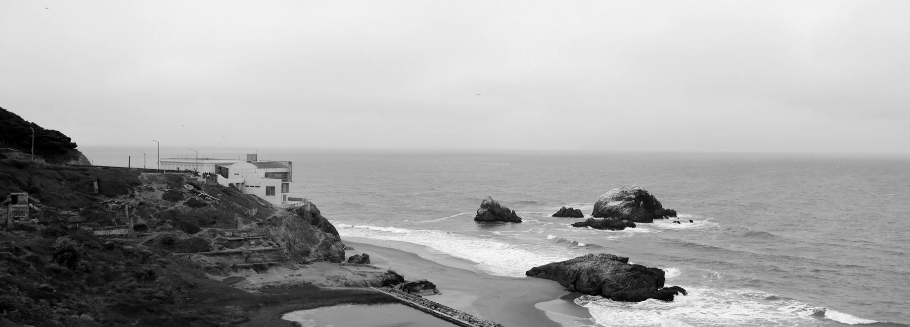 Black and white view west over the Pacific horizon from the San Francisco coast